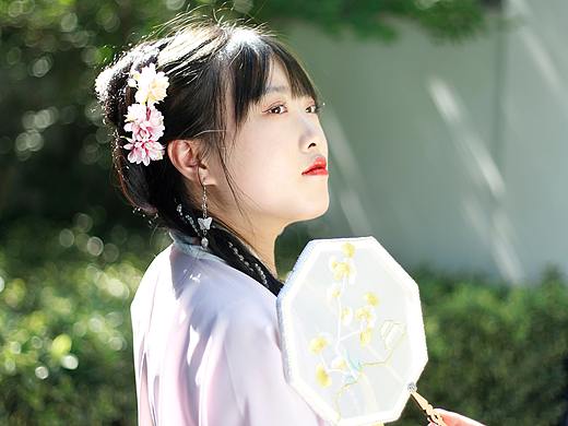 亭亭玉立