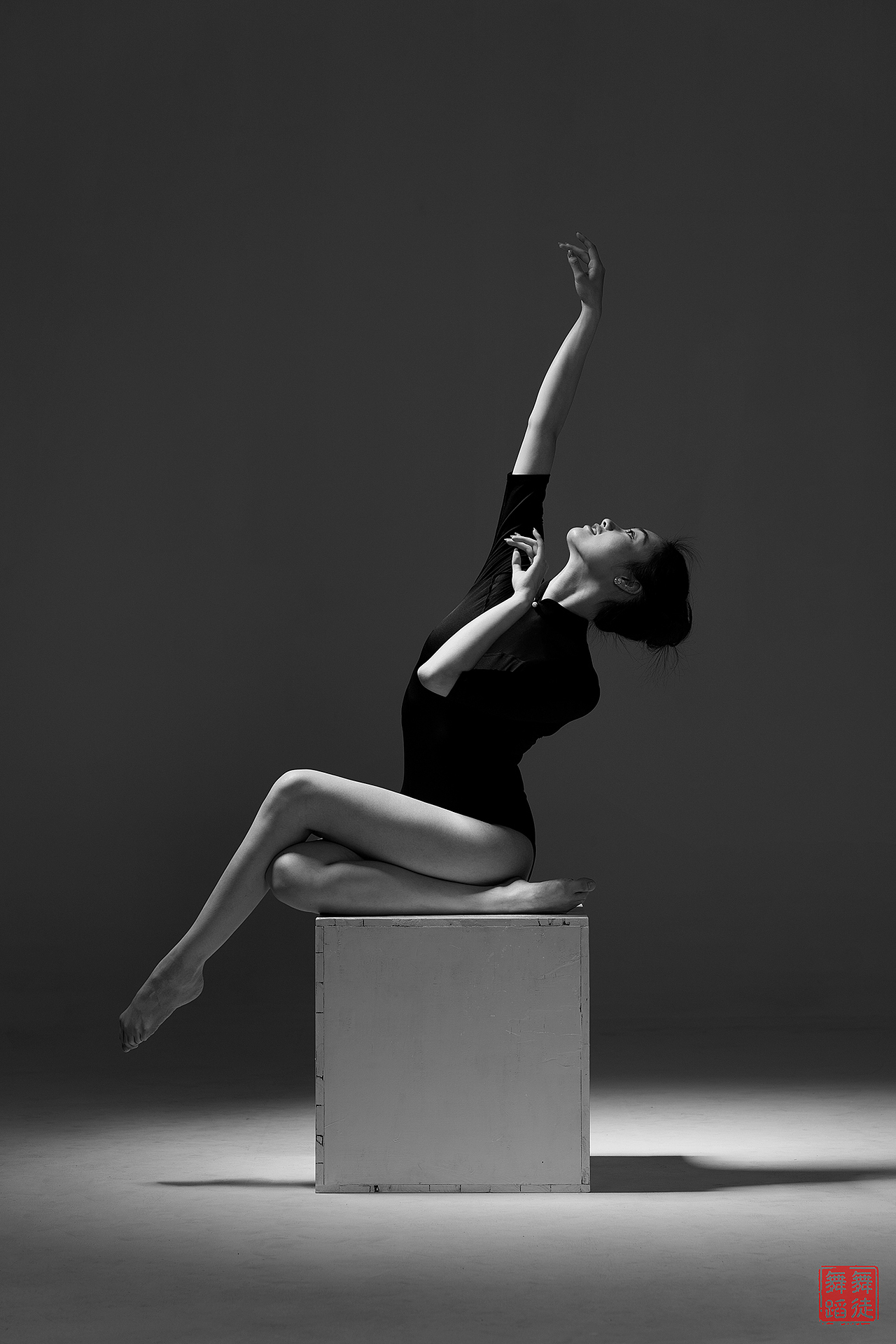 黑白经典舞蹈照