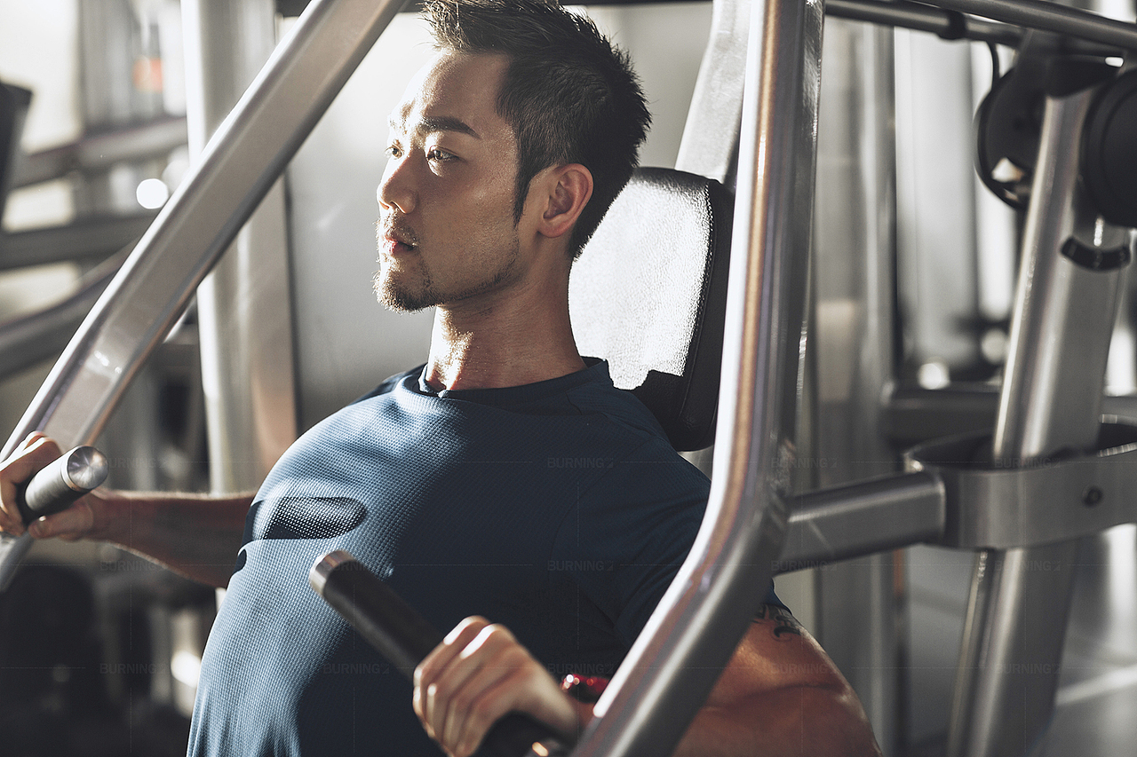 火石健身 2018 A/W BURNINS（图ZMTIyNDA1MTYw） - 时尚/艺术摄影 - 站酷设计师安东Nerv原创素材 - 站酷ZCOOL