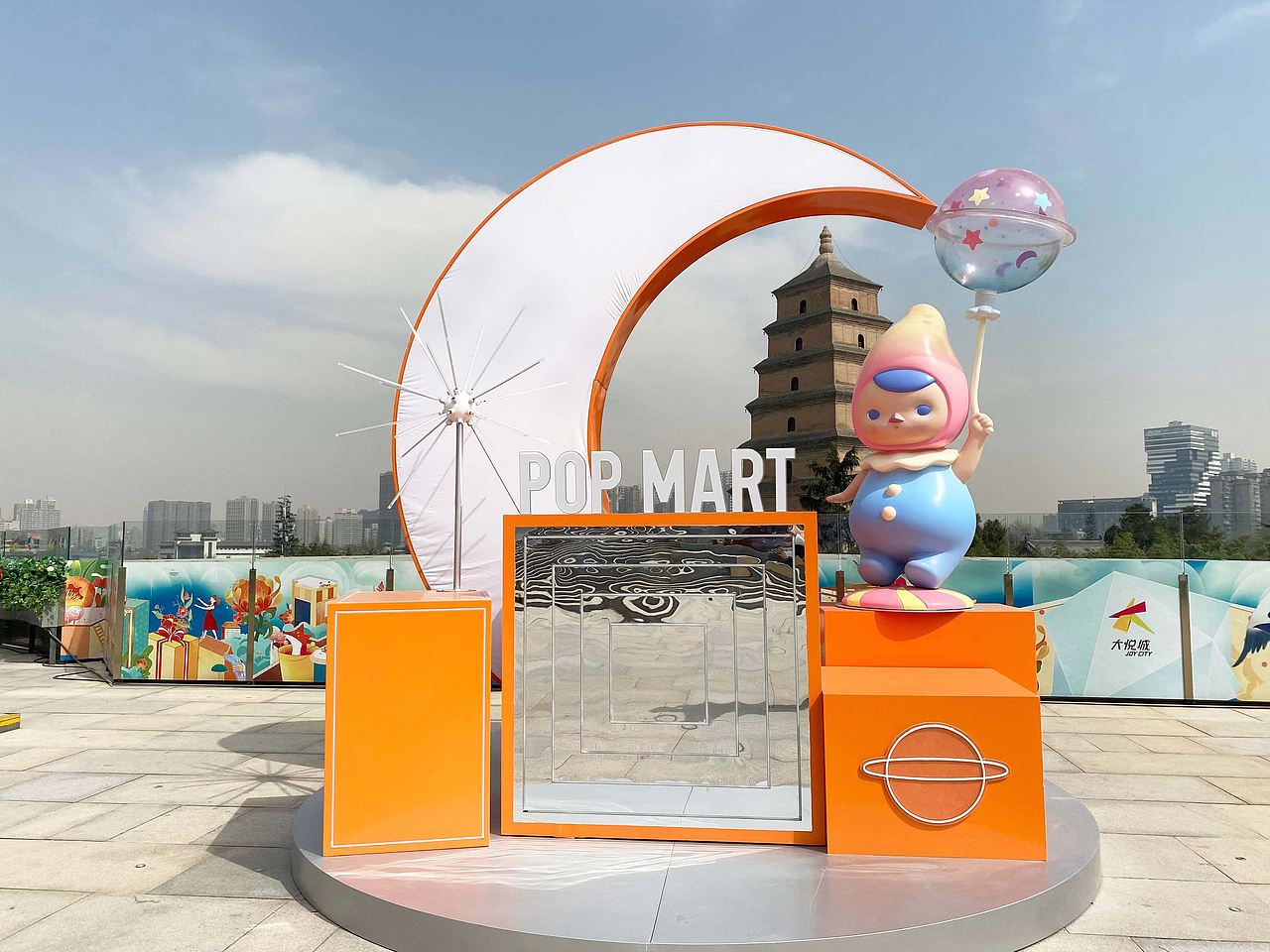 西安大悦城泡泡玛特家族展（图ZMjk0Njc1OTE2） - 展陈设计 - 站酷设计师辉联文化原创素材 - 站酷ZCOOL