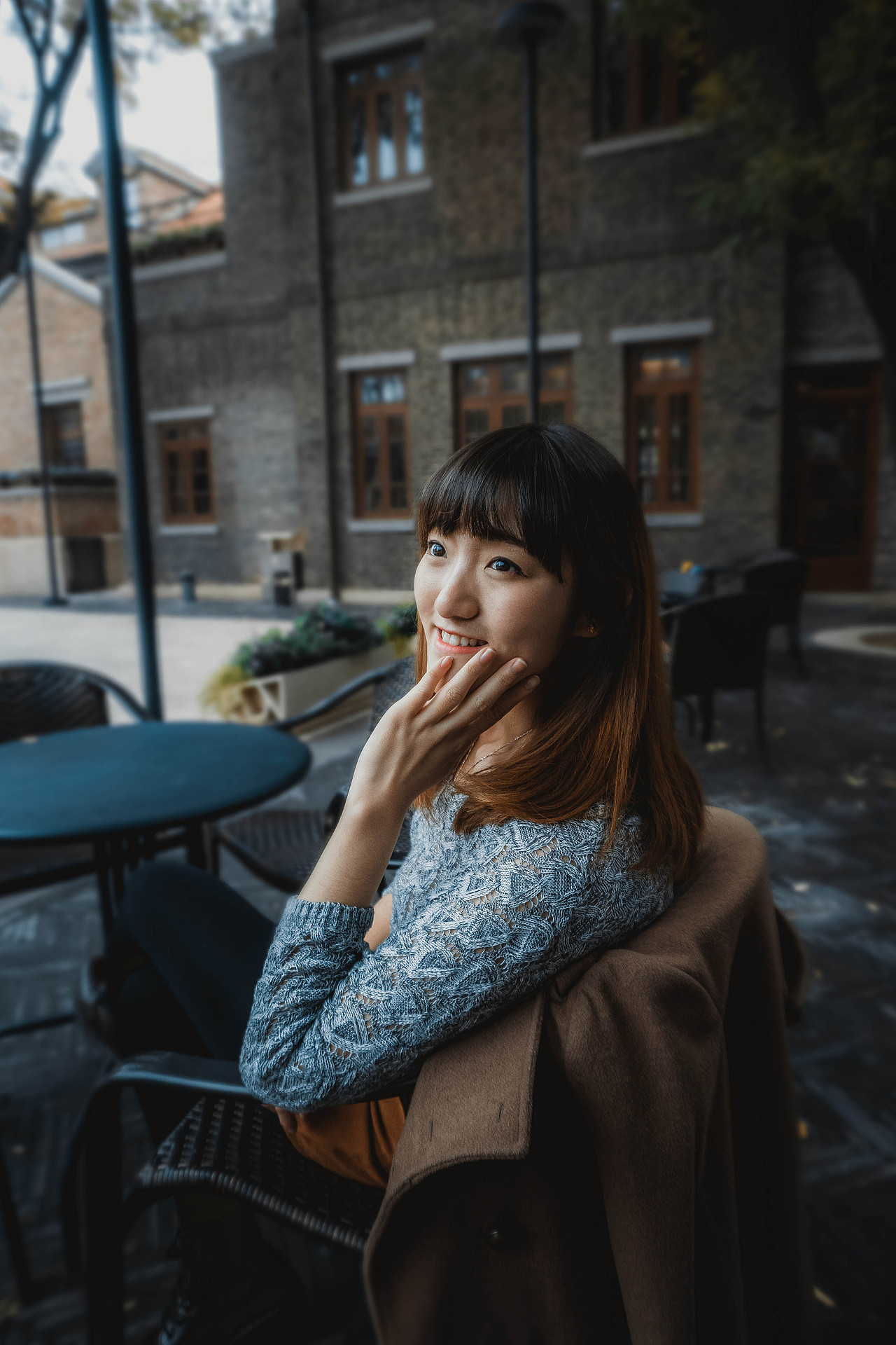 随拍几组妹子的照片