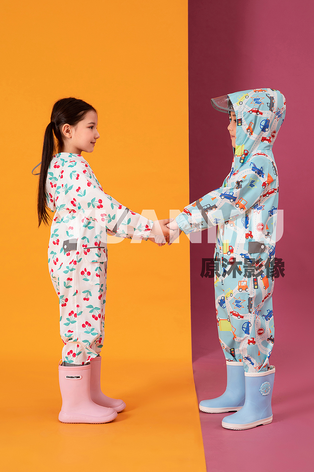 儿童雨衣（图ZMzcxMjU5ODI0） - 产品摄影 - 站酷设计师原沐摄影原创素材 - 站酷ZCOOL