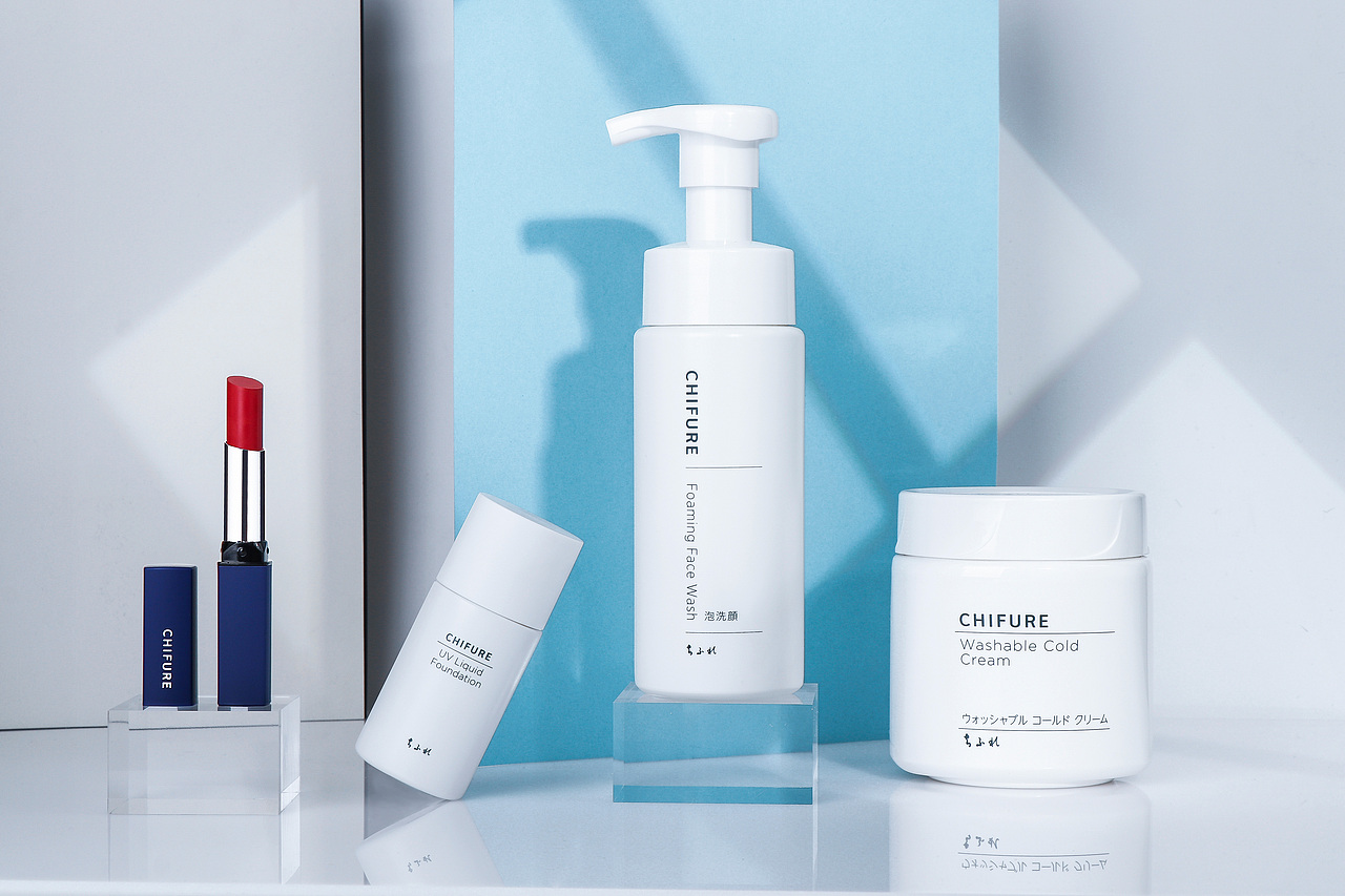 解锁无暇美肌 | 纯白化妆品摄影 | 从摄影到设计