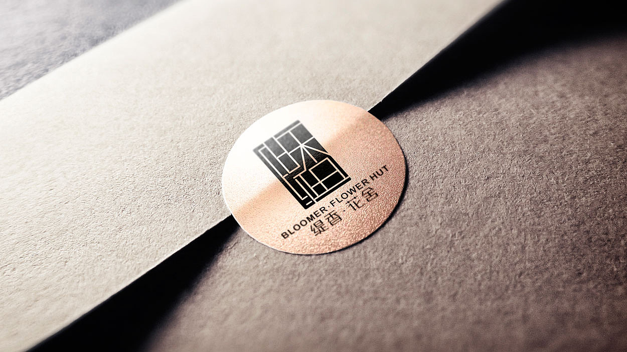 缇香・花舍以花王-四季茶花,颜色偏粉红,花的主基调自然是跟着走,故品牌色选以素雅、高级的粉红+高雅尊贵气质的银灰色为主配色方向。