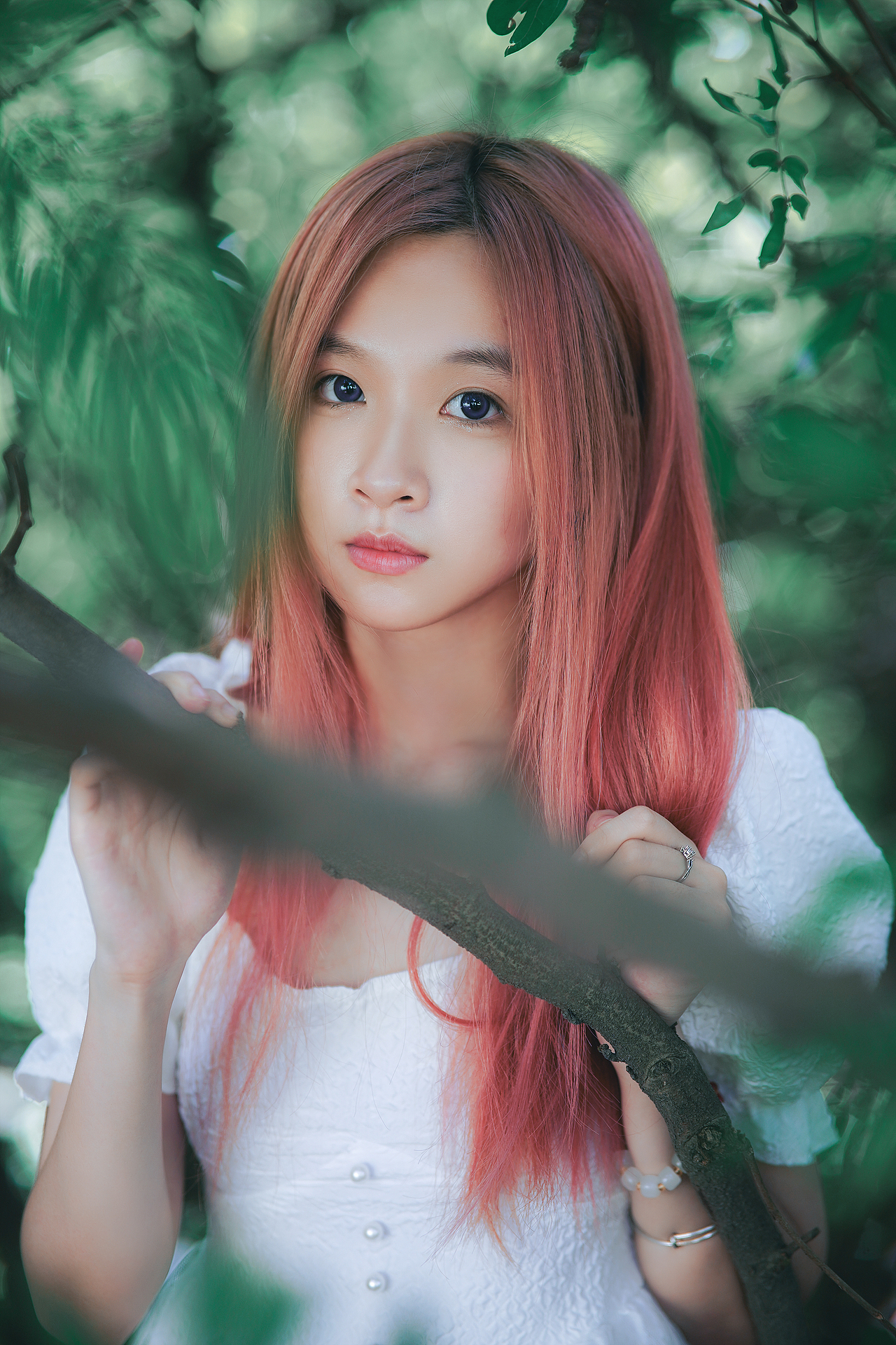 森林里的粉色精灵｜约拍分享（图ZMzQ3NjQzMjY0） - 人像摄影 - 站酷设计师长颈鹿仙森原创素材 - 站酷ZCOOL