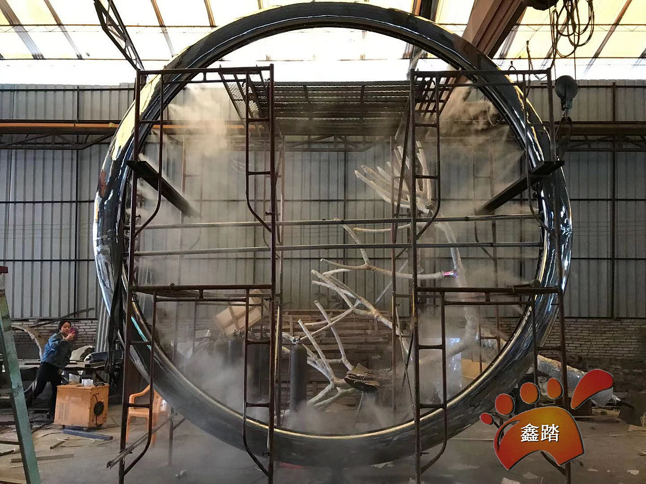 金属圆环不锈钢雕塑/内置喷雾装置 人间仙境（图ZMTkwMzg0NTI4） - 工艺品设计 - 站酷设计师高端金属制品原创素材 - 站酷ZCOOL