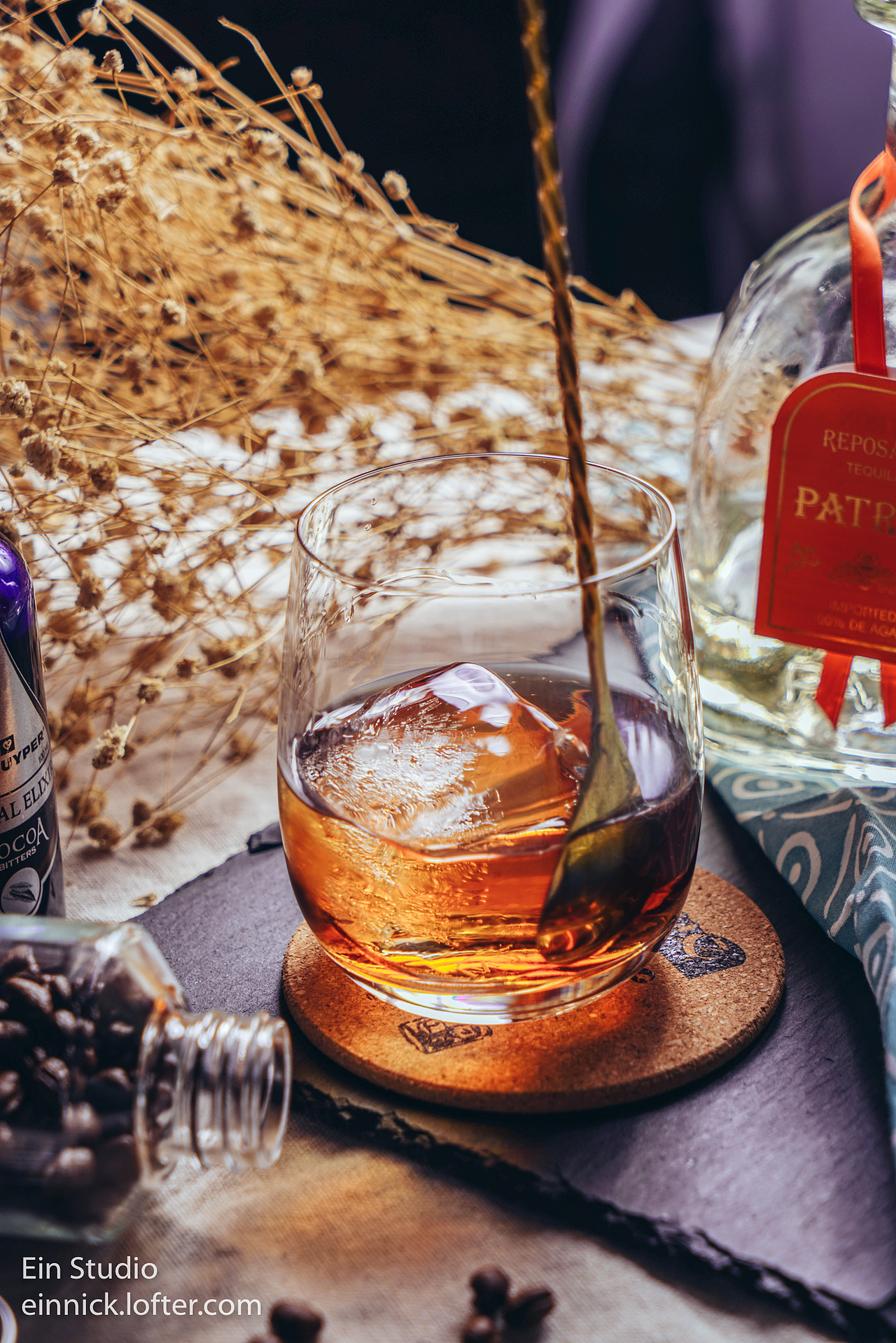 我有一壶酒，足以慰风尘（图ZNDQ4NjUzNTY=） - 产品摄影 - 站酷设计师酉食simon原创素材 - 站酷ZCOOL