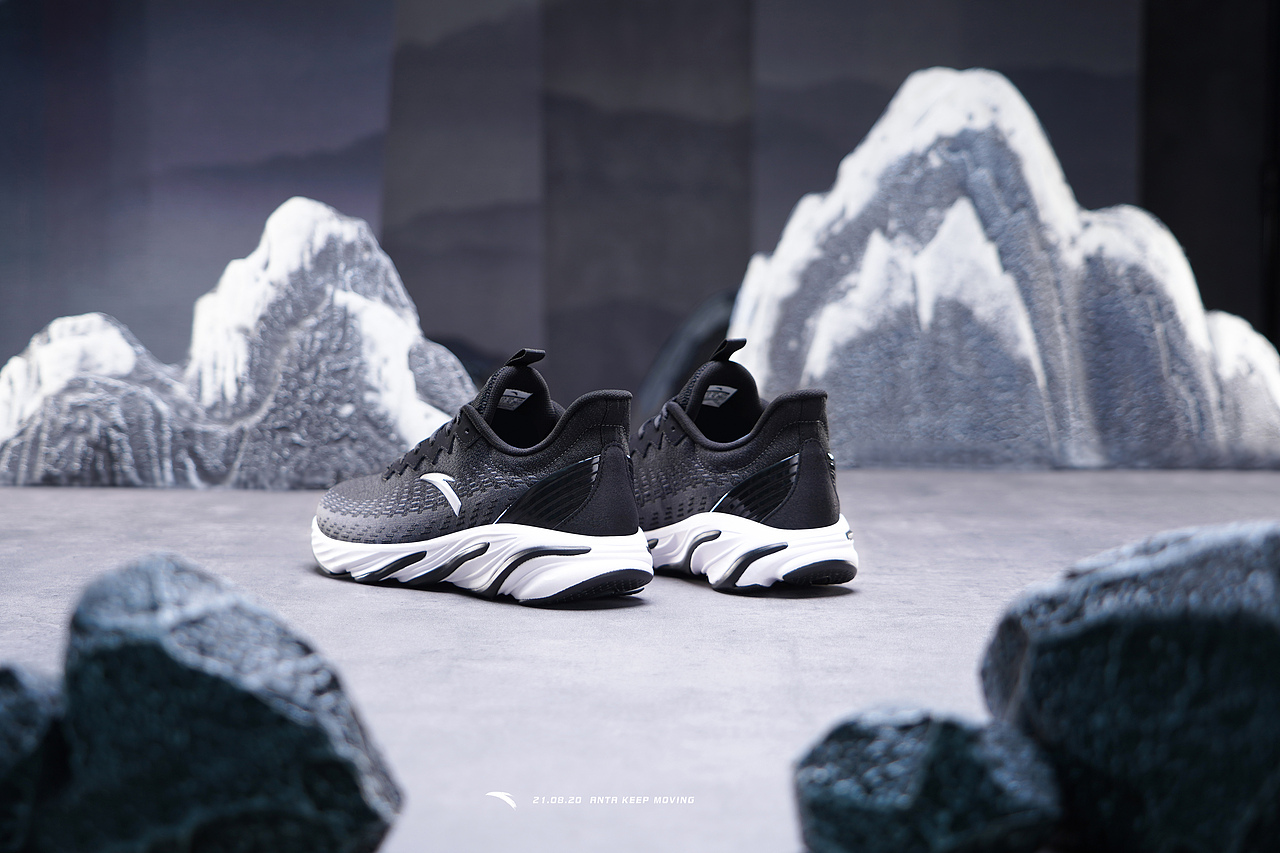 安踏国风老爹鞋 主题静物场景摄影（图ZMjcwNjcyMDQ0） - 产品摄影 - 站酷设计师博纳罗蒂i原创素材 - 站酷ZCOOL