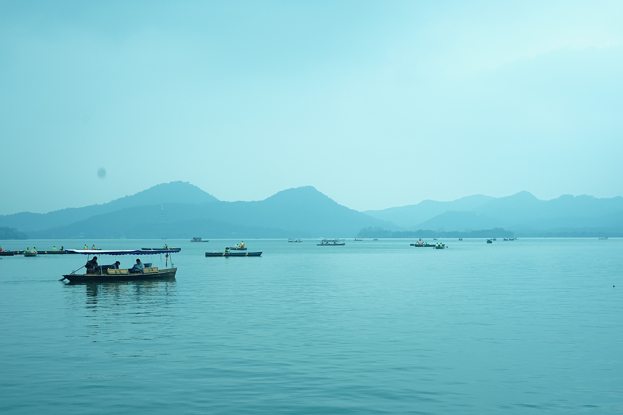 顺道来西湖拍几张照