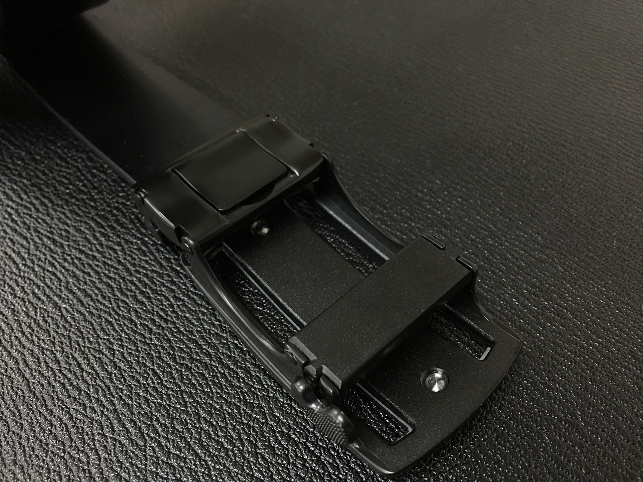 自动扣男士腰带