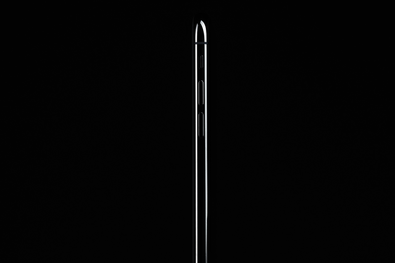 iphone x創(chuàng)作（圖ZMTAwNzA2ODQ0） - 產(chǎn)品攝影 - 站酷設(shè)計(jì)師李屹倬原創(chuàng)素材 - 站酷ZCOOL