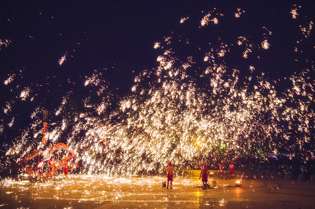 铁树银花打铁花2