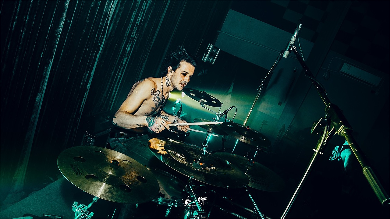 2019/02/26 法国前卫金属核神团 Kadinja 巡演深圳站