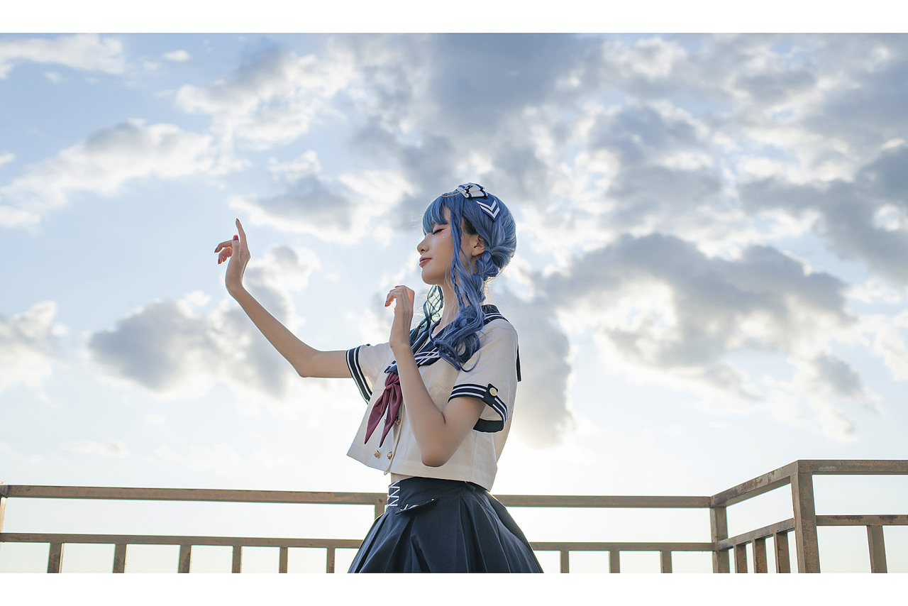 触摸天空（图ZMTc1NTE5MjI0） - 人像摄影 - 站酷设计师aimiao酱原创素材 - 站酷ZCOOL