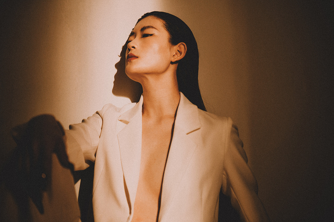 直视着自己 为什么我不能（图ZMjUzMjE5OTY4） - 人像摄影 - 站酷设计师REBORN_OK原创素材 - 站酷ZCOOL