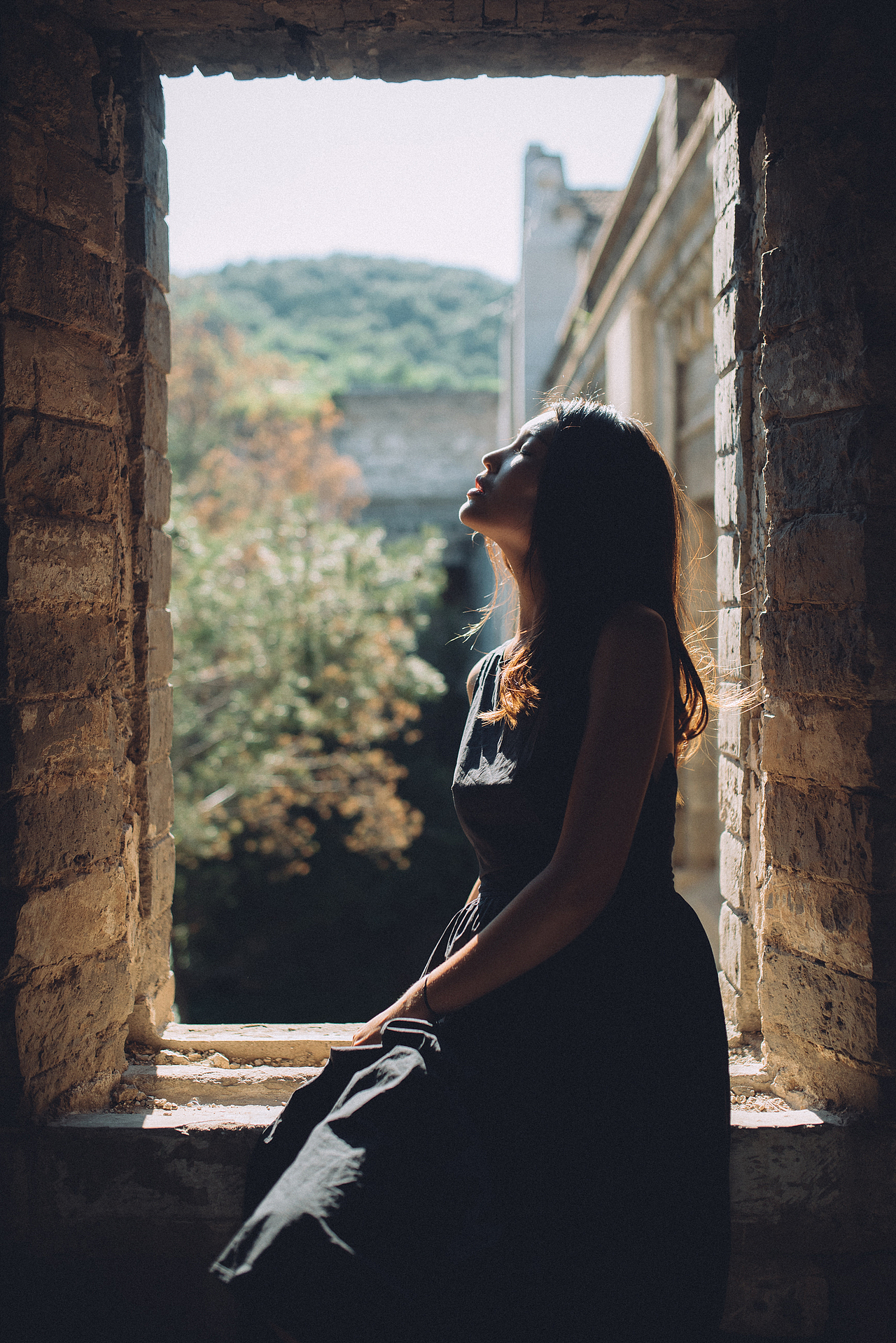 阳光下的人（图ZODc5Njc4Njg=） - 人像摄影 - 站酷设计师zengphoto原创素材 - 站酷ZCOOL