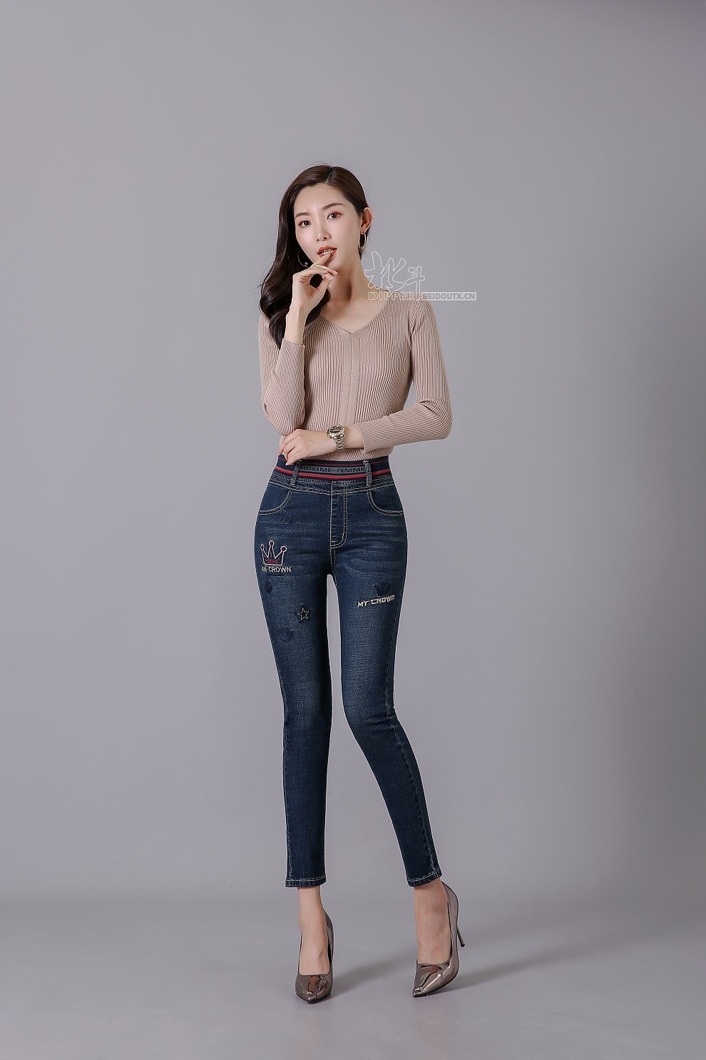 模特天一牛仔裤拍摄模特摄影ol商务风直筒小脚裤拍摄