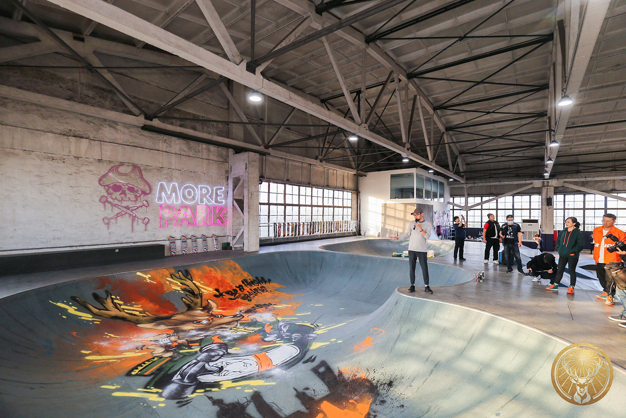 《鹿》camel&jagermeister野格 滑板场涂鸦作品