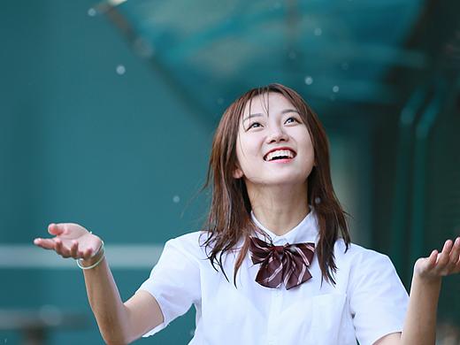 一笑便是春天