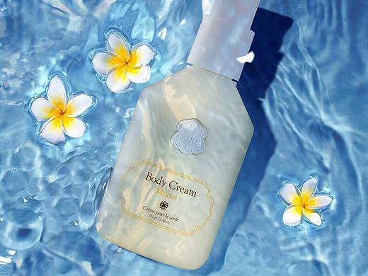 Laline护肤品 PC 移动端 淘宝节日主页 主图设计