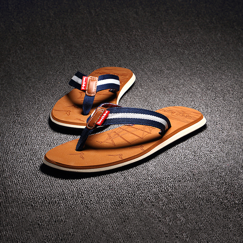 产品摄影(灰底拖鞋拍摄)