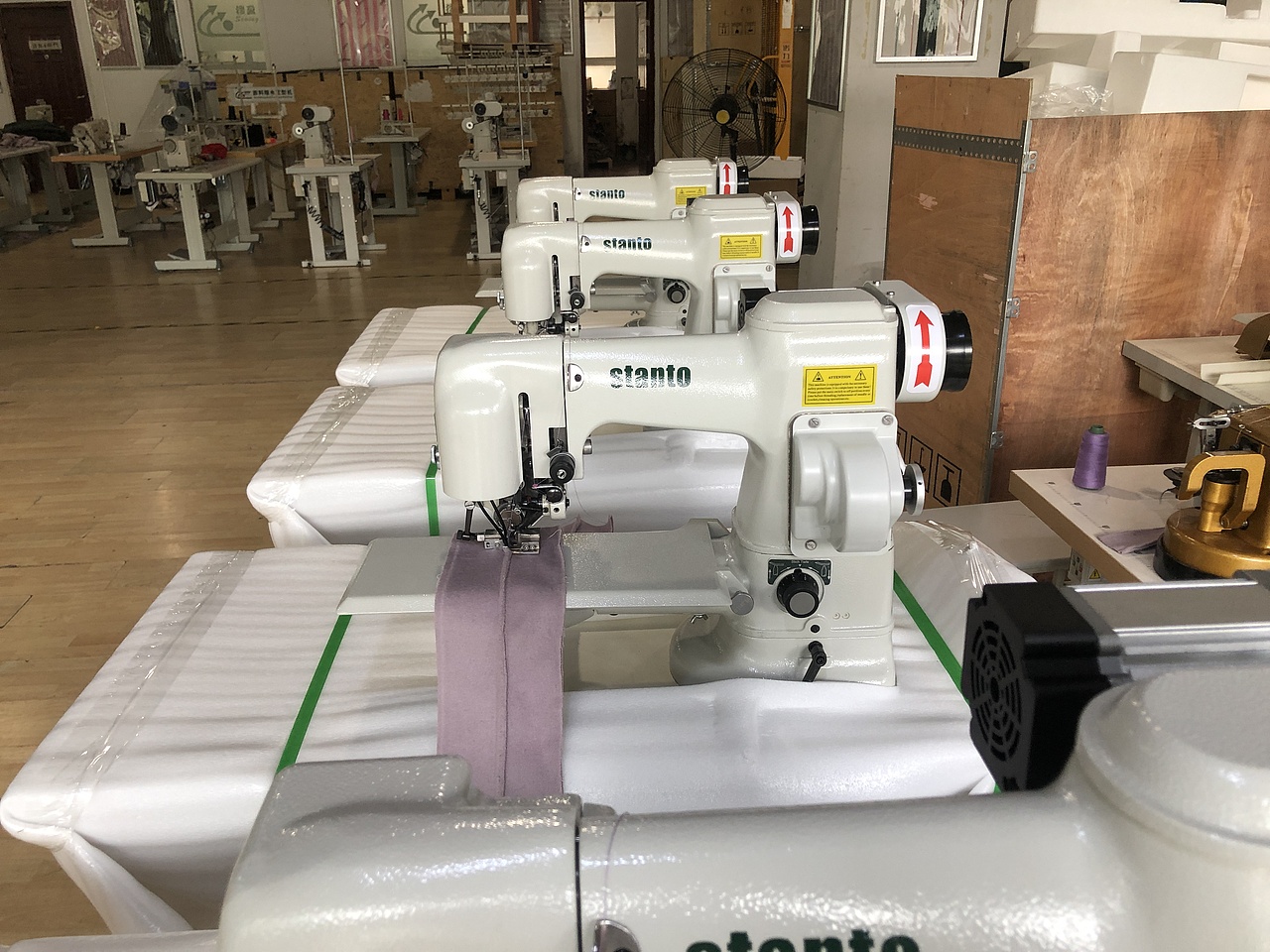 双面呢代替手工暗缝机,羊绒大衣仿手工机器,缝合机