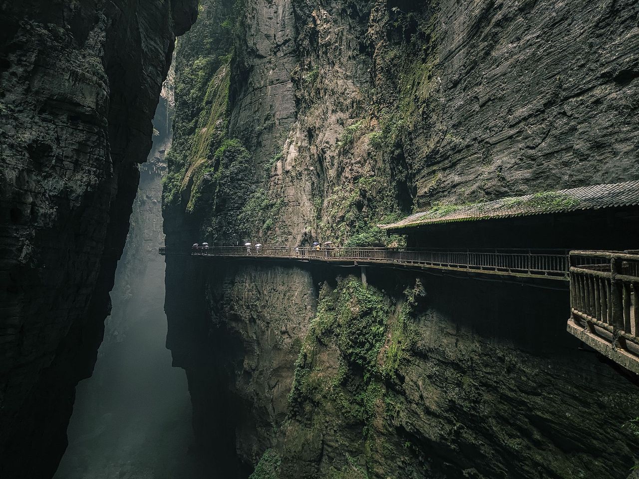 武陵山大裂谷_摄影师雪山飞兔-站酷zcool
