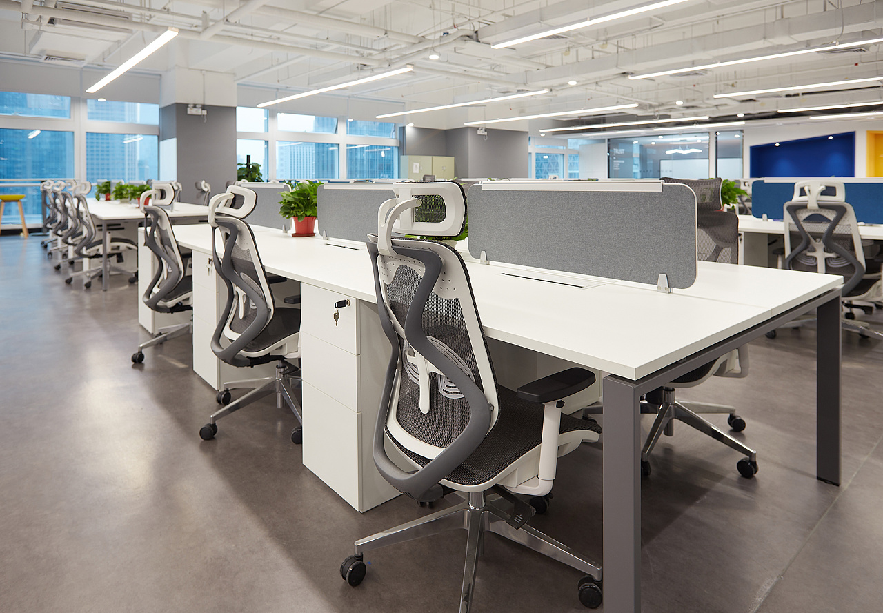 公司办公室摄影 企业办公桌环境拍摄 深圳南山