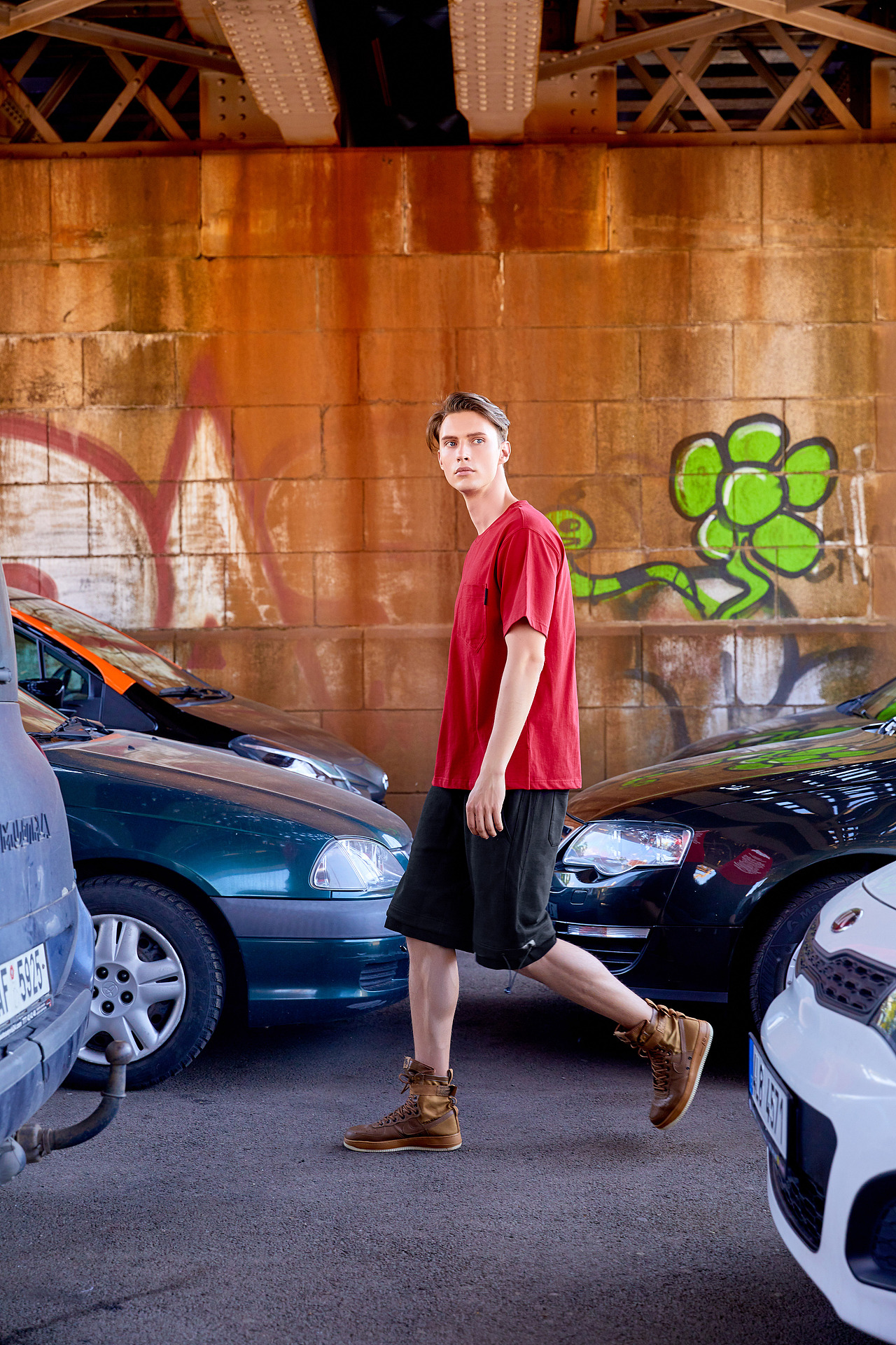 潮牌拍摄/街头拍摄（图ZMTc0MDEzNTE2） - 人像摄影 - 站酷设计师丶心五口原创素材 - 站酷ZCOOL