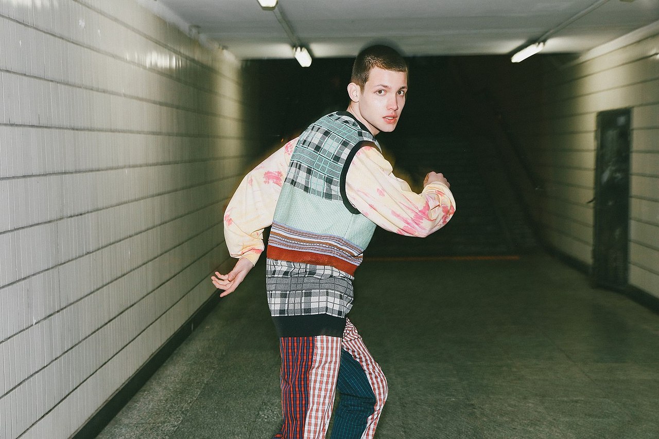 猜火车 | 痞帅风格男神 Anton（图ZMTcwNzUzOTY4） - 人像摄影 - 站酷设计师Lawrence亮亮原创素材 - 站酷ZCOOL