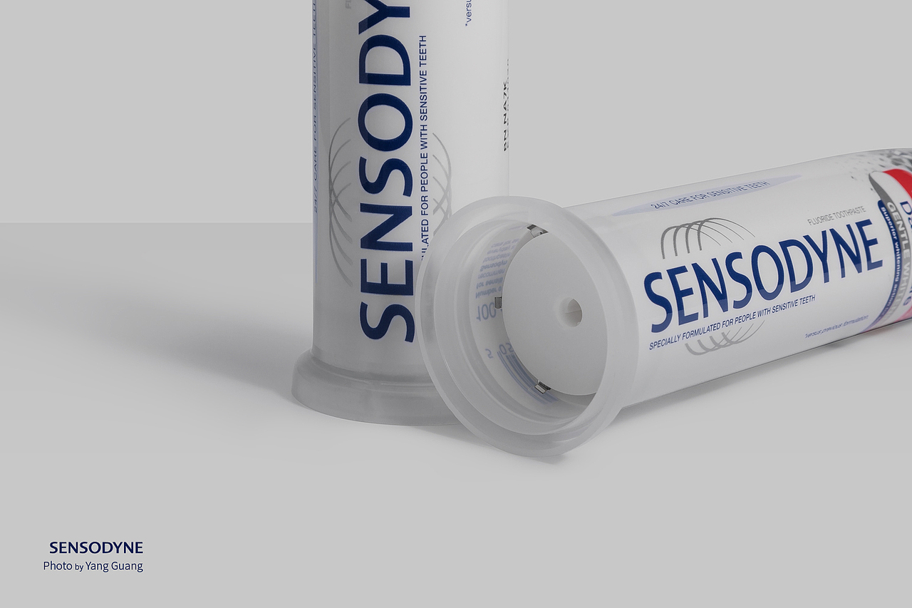产品摄影 | 舒适达SENSODYNE牙膏牙刷（图ZMTczNzQxNzQ4） - 产品摄影 - 站酷设计师摄影师阳光原创素材 - 站酷ZCOOL