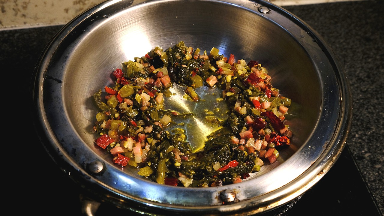 贵州年味~双味稻花鱼