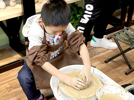 时指间儿童陶艺店 手工DIY 动漫陶艺