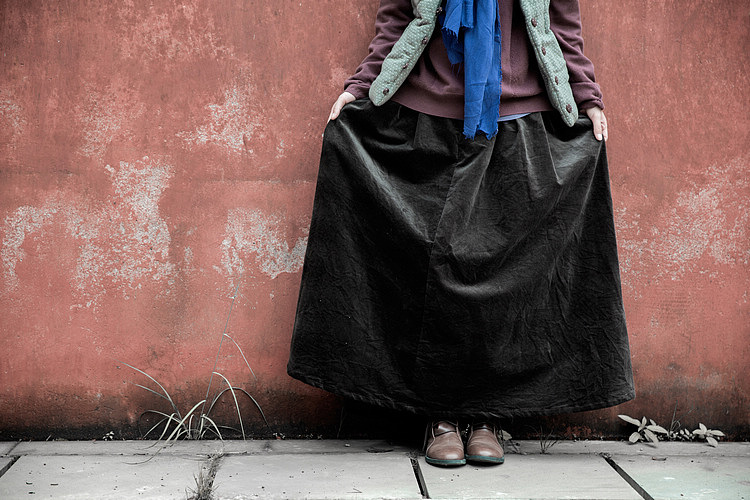 壹念原创设计女装 秋冬仿皮绒复古大摆半身长裙 气质百搭潮裙