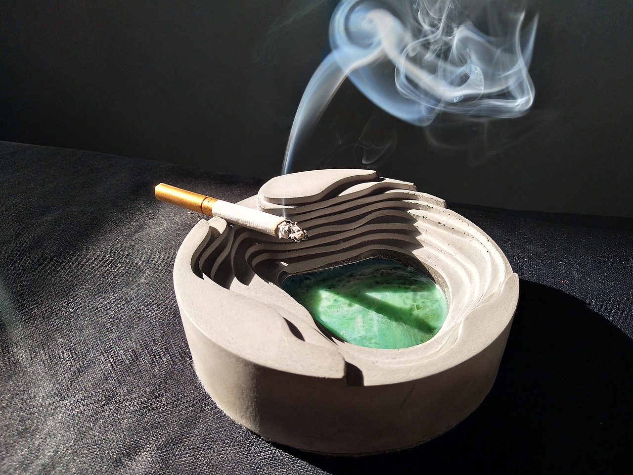 水泥和树脂（图ZMTQwMjYwNDMy） - 生活用品 - 站酷设计师9巷5号原创素材 - 站酷ZCOOL