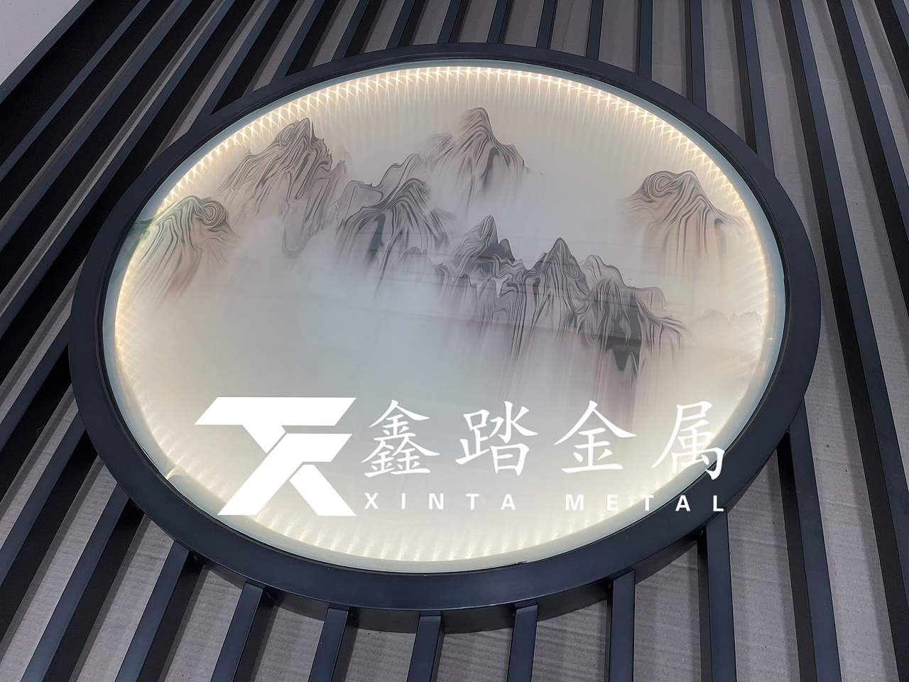 不锈钢山水夹绢玻璃屏风隔断、半透艺术山水画玻璃景墙