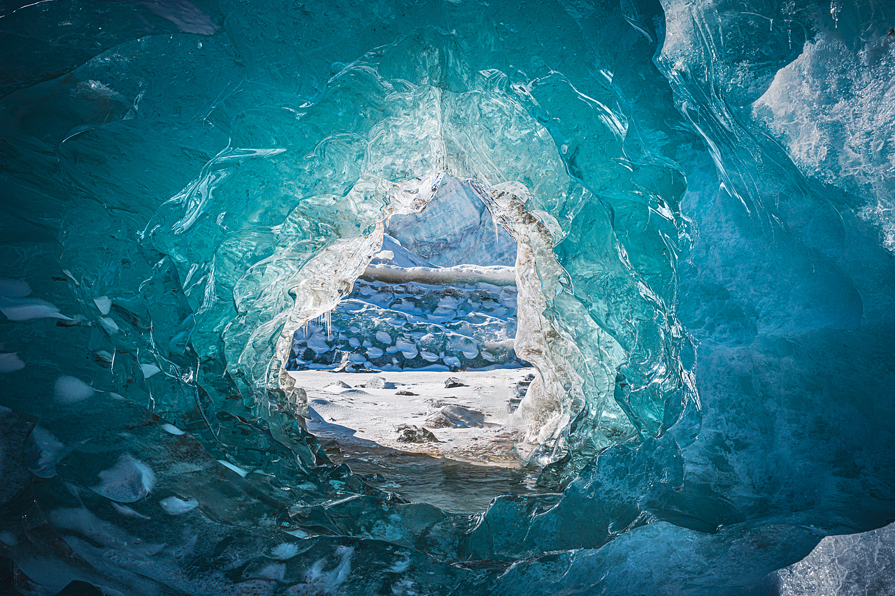 西藏来古冰川,星空下的蔚蓝