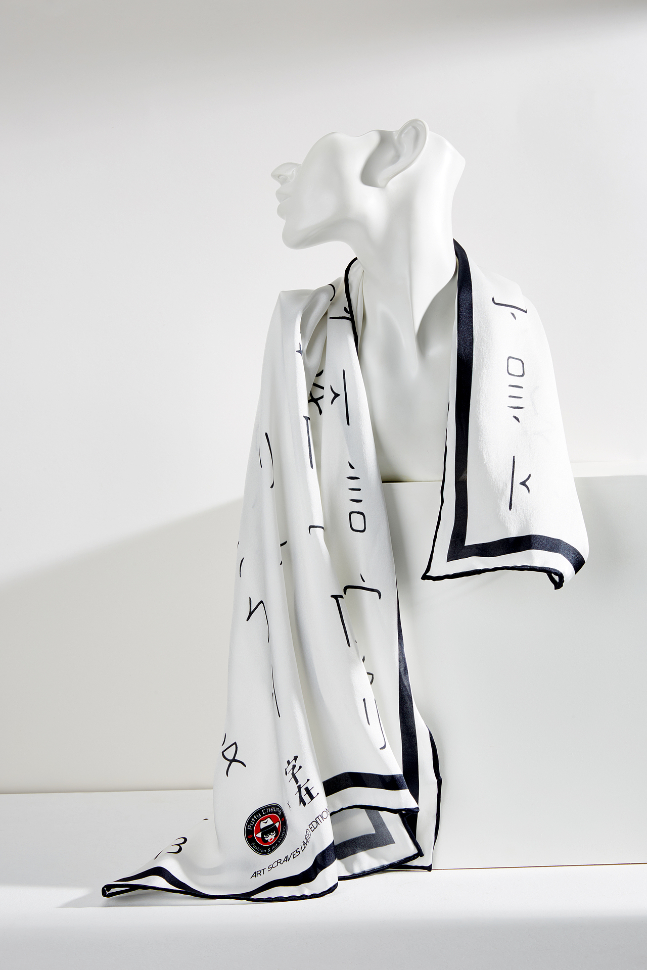 创意真丝丝巾|服装|配饰|字在中国 - 原创作品 - 站酷 (zcool)