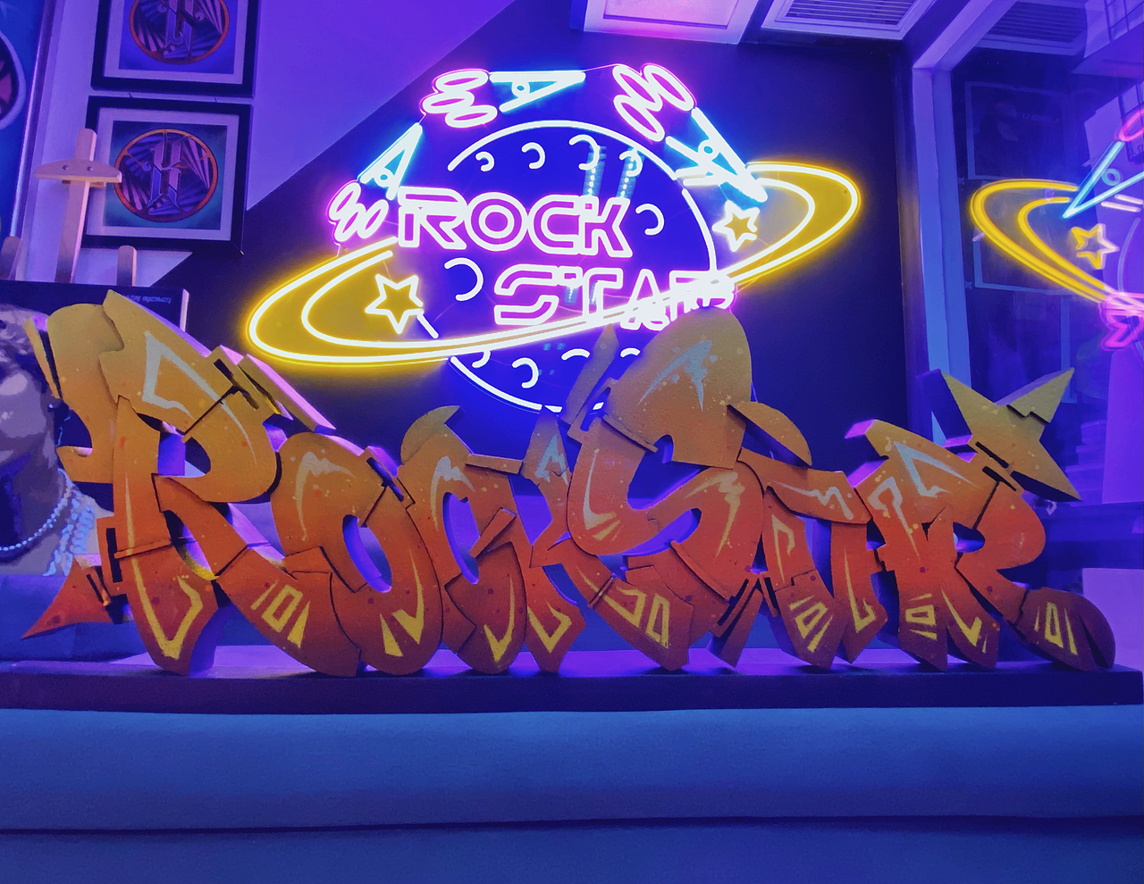 ROCKSTAR 泡沫雕塑（图ZMjg2NzczMTg4） - 雕塑 - 站酷设计师泰迪男孩原创素材 - 站酷ZCOOL