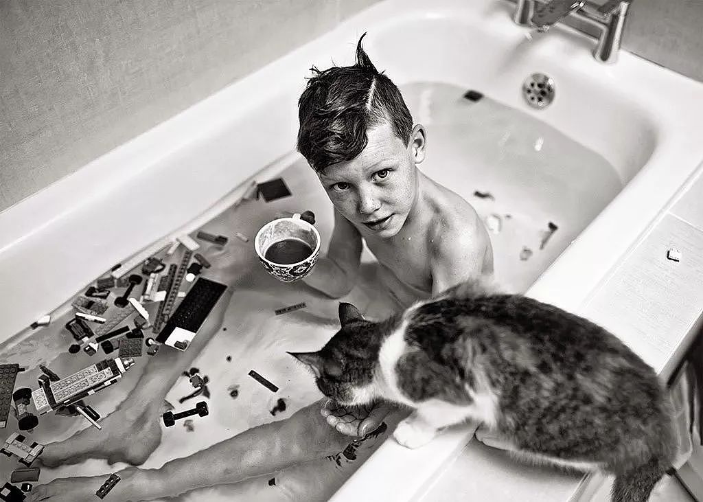 黑白儿童摄影,说不尽的美!