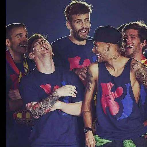 雄鹰阿根廷的个人主页（背景预览） - 主页背景设置 - 站酷设计师雄鹰阿根廷原创素材 - 站酷ZCOOL