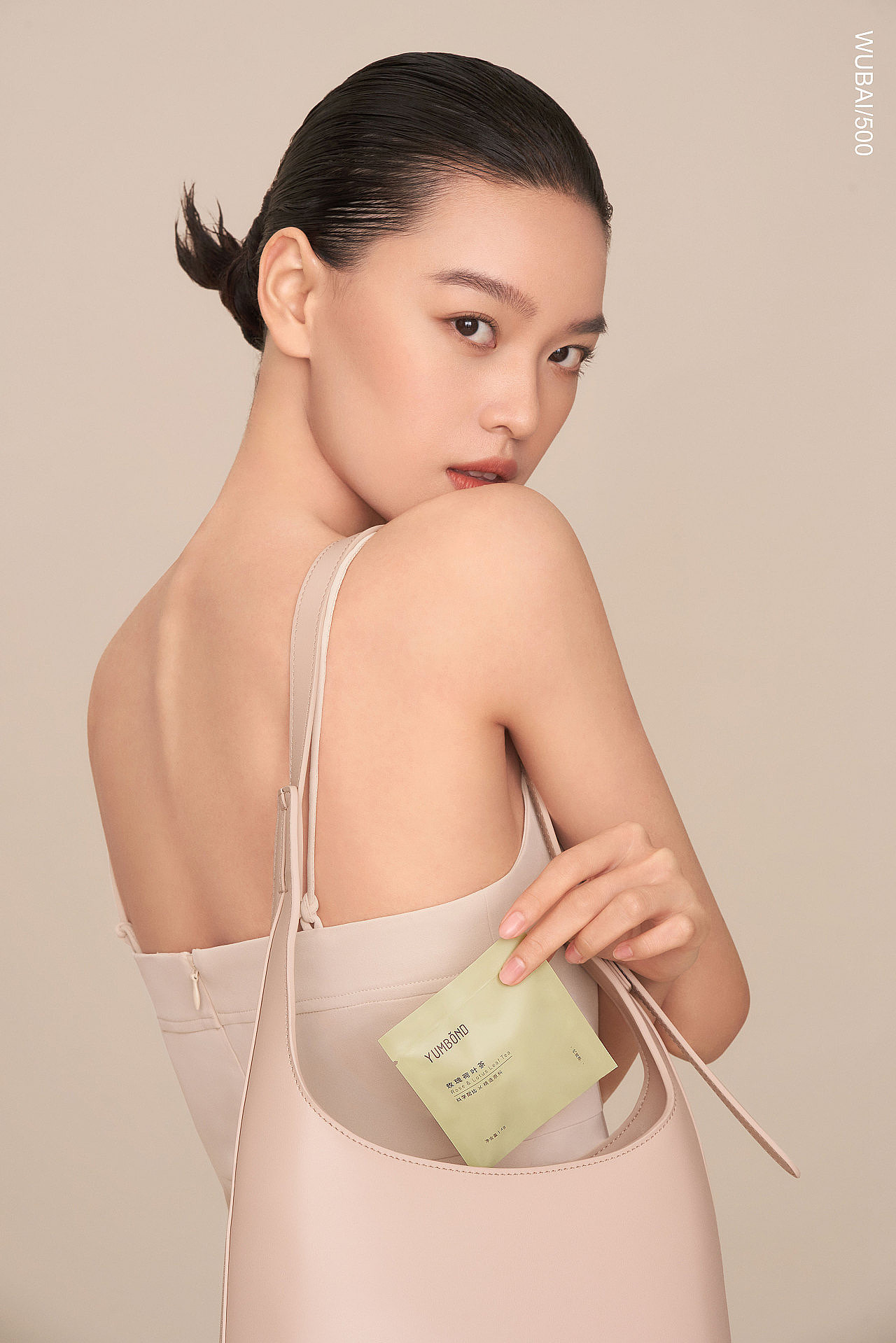 BANANAUNDER（图ZMjQ5ODU3ODA0） - 人像摄影 - 站酷设计师500_STUDIO原创素材 - 站酷ZCOOL