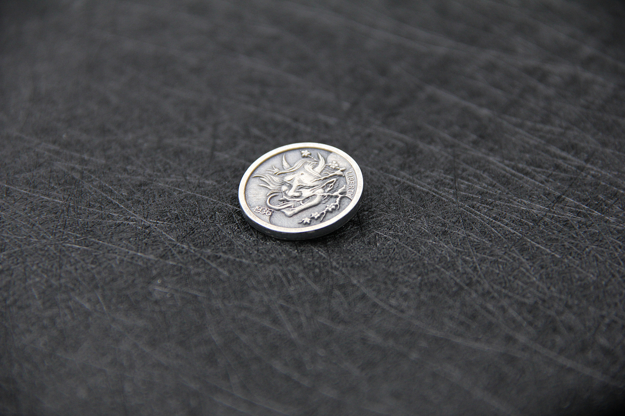 纯银手工雕刻金属微雕流浪币艺术品般若（图ZMTE5MjQ0NzU2） - 其他手工艺 - 站酷设计师柴嵩岩原创素材 - 站酷ZCOOL