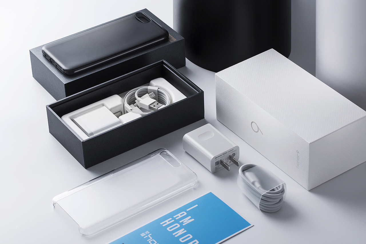 努比亚Z17 mini 红蓝CP配&荣耀9VS小米6（图ZODMxNDQxMjQ=） - 产品摄影 - 站酷设计师X老师会拍照原创素材 - 站酷ZCOOL