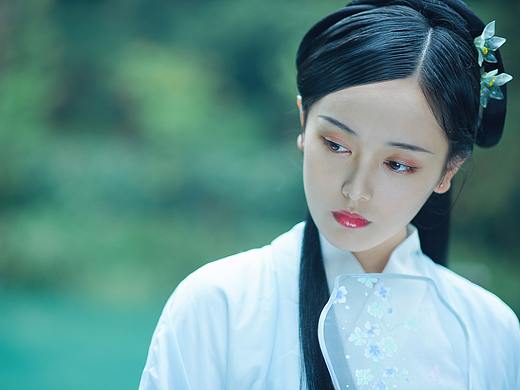 空山新雨后