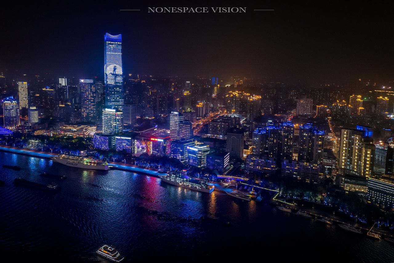 上海市虹口区北外滩景观照明灯光秀