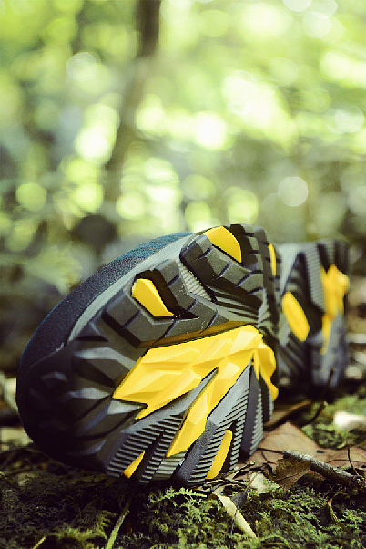 运动鞋休闲鞋登山鞋平铺静物拍摄产品摄影