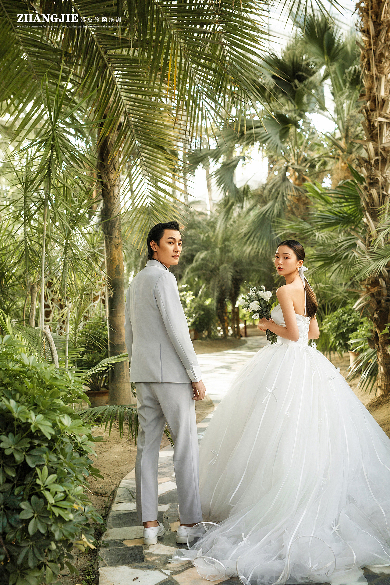 树荫中（图ZMjgxNzI4NDk2） - 人像摄影 - 站酷设计师张杰修图培训机构原创素材 - 站酷ZCOOL