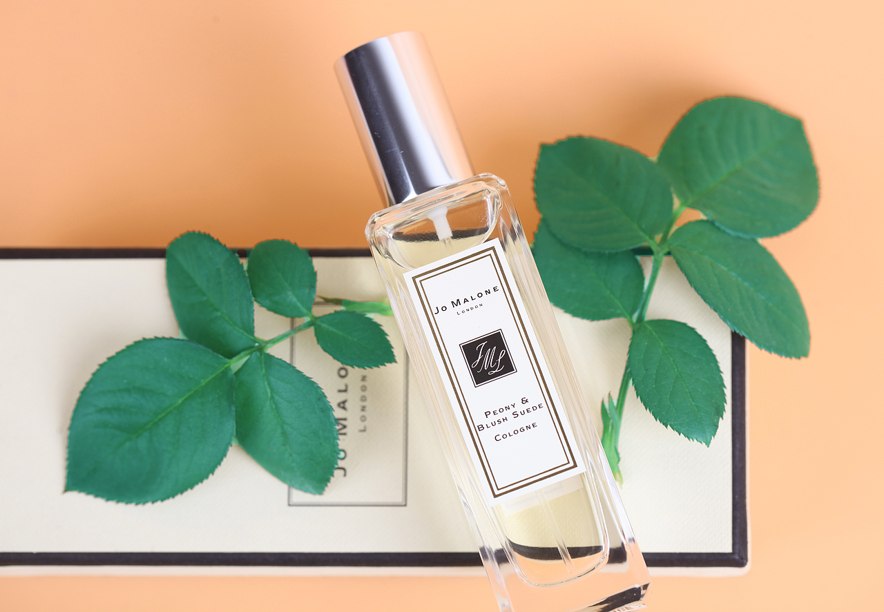 香水（图ZMTU2MTcwNzIw） - 产品摄影 - 站酷设计师angellulu912原创素材 - 站酷ZCOOL