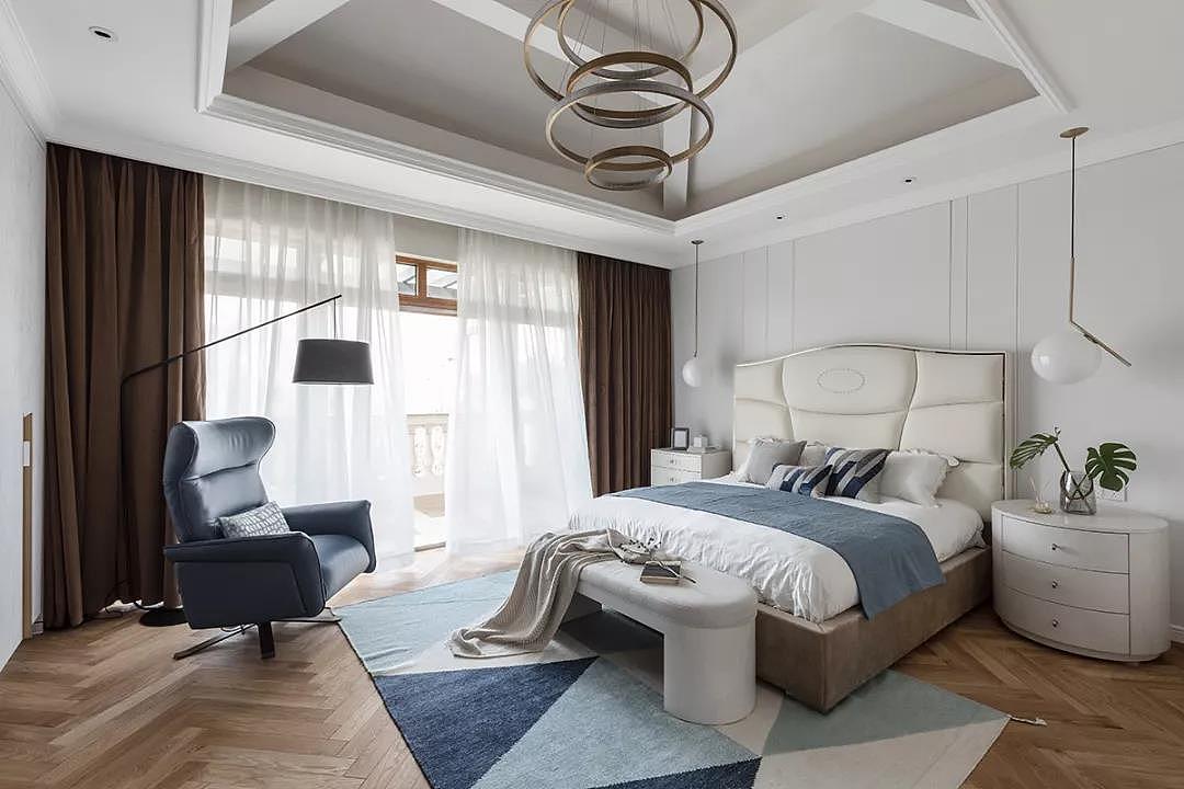 Riverside new world | 河畔新世界